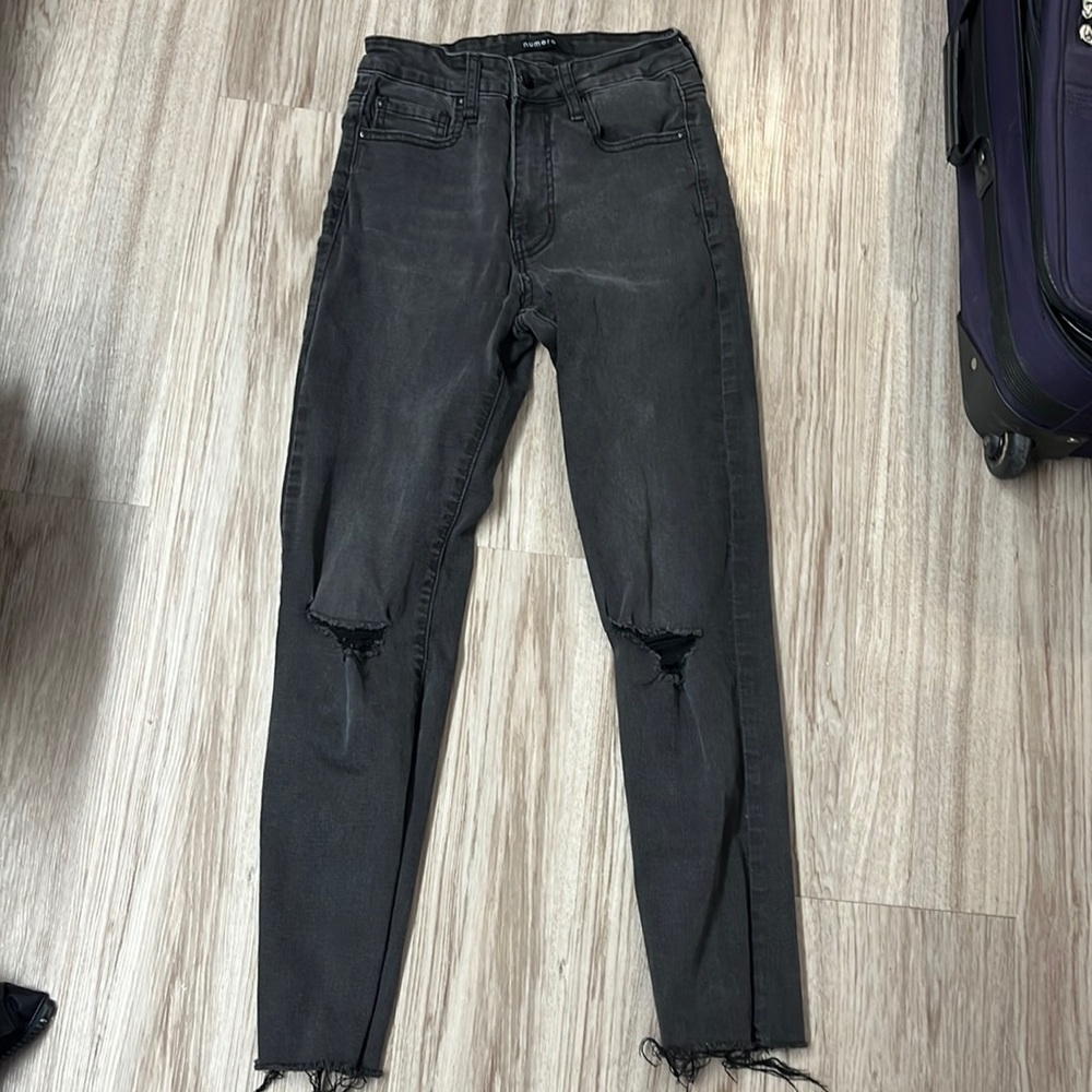 Women’s size 26 black jeans!